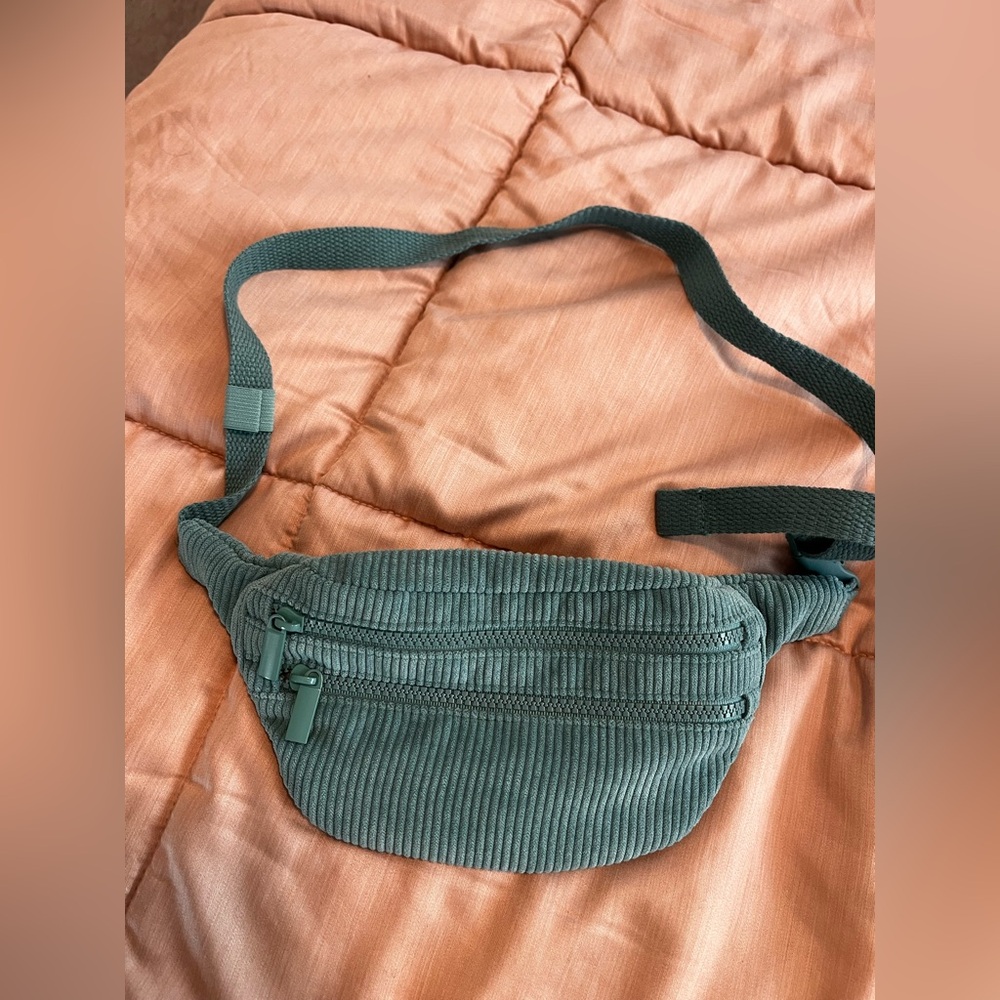 Elegant Green Corduroy Crossbody Bag